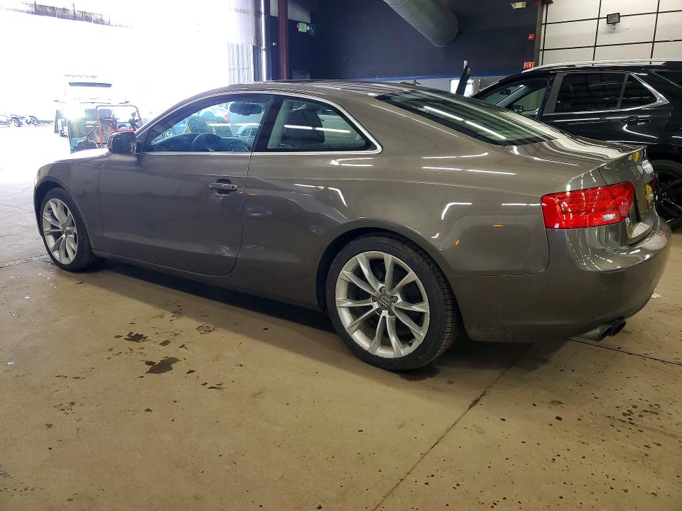 42049796 :رقم المزاد ، WAULFAFR8EA049615 vin ، 2014 Audi A5 مزاد بيع