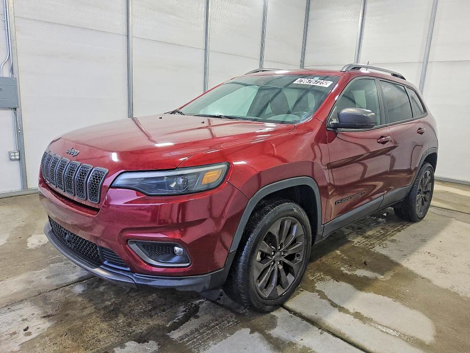 79676725 :رقم المزاد ، 1C4PJLMX8MD180203 vin ، 2021 Jeep Cherokee مزاد بيع