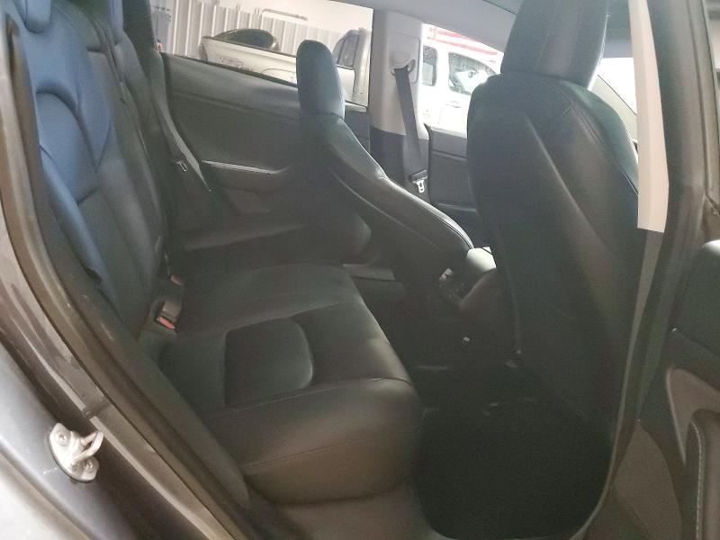45983136 :رقم المزاد ، 5YJ3E1EB3LF720364 vin ، 2020 Tesla Model 3 مزاد بيع