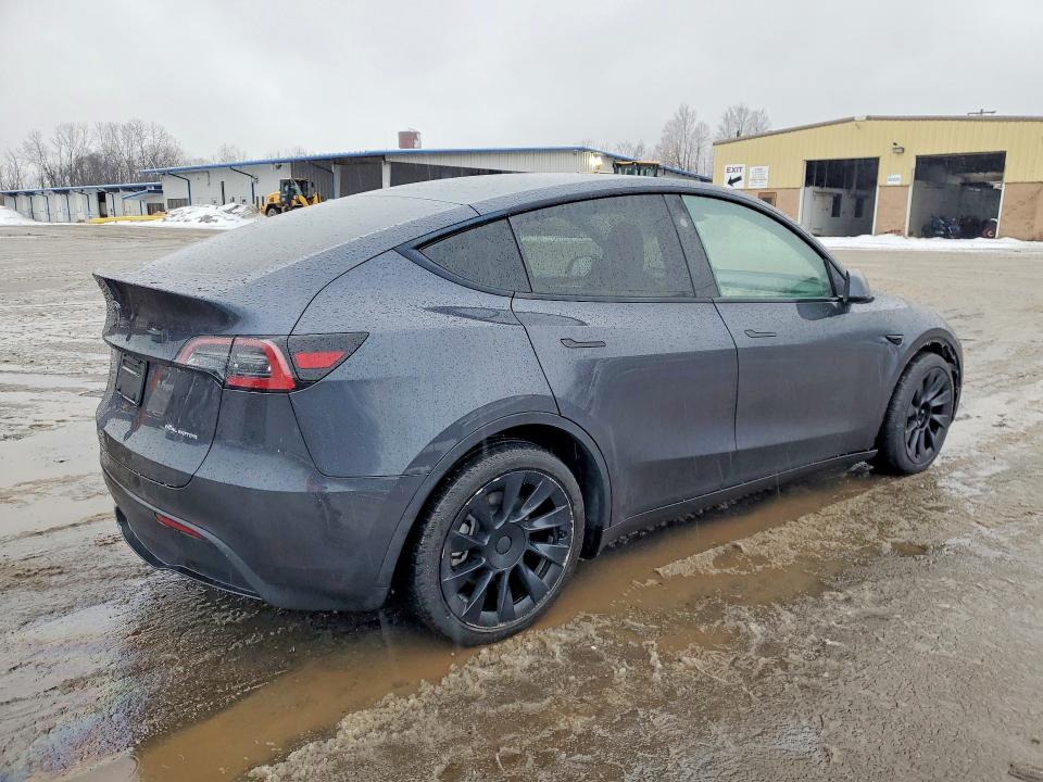 79615775 :رقم المزاد ، 7SAYGDEE7RA248495 vin ، 2024 Tesla Model Y مزاد بيع