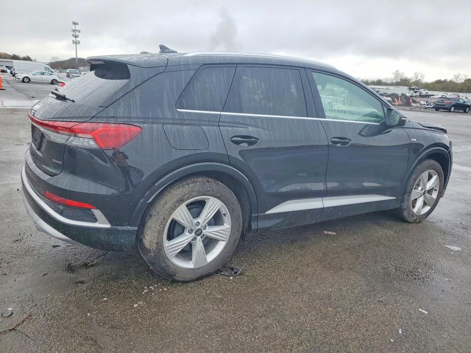 2024 Audi Q4 E-tron მანქანა იყიდება აუქციონზე, vin: WA1KUBFZ2RP053764, აუქციონის ნომერი: 79594525