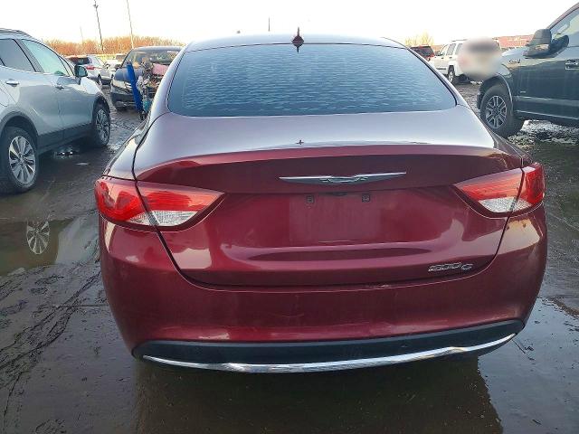 41818296 :رقم المزاد ، 1C3CCCCB6FN560298 vin ، 2015 Chrysler 200 مزاد بيع