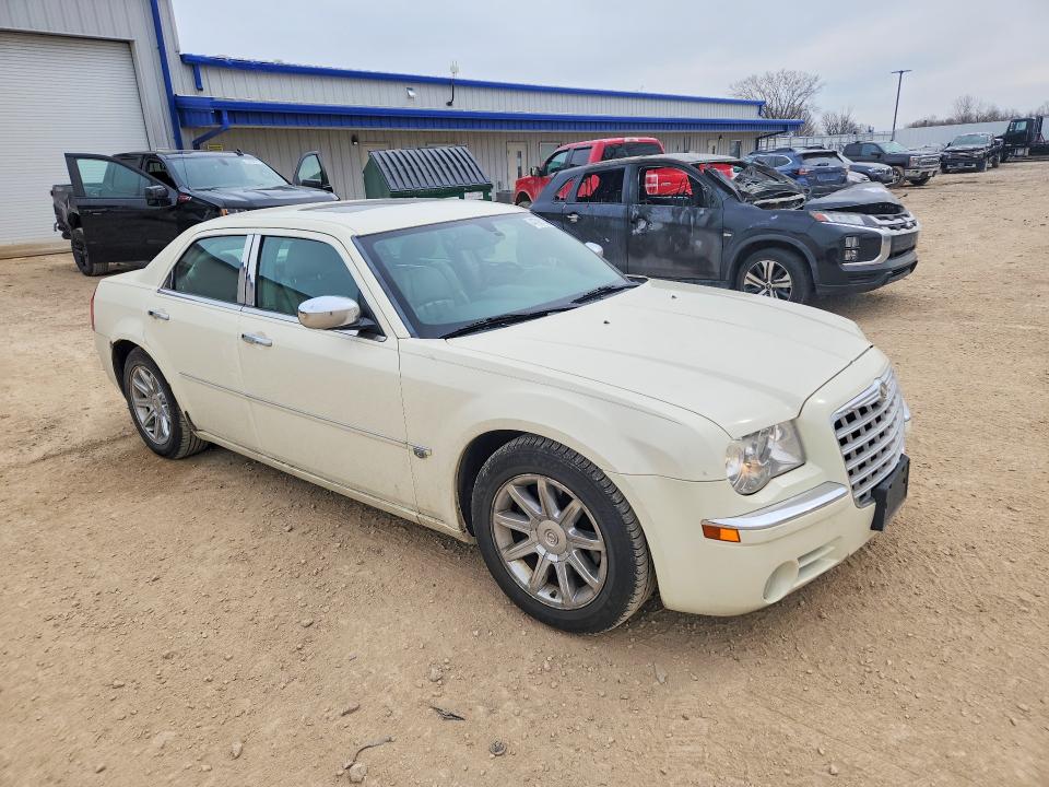 47081336 :رقم المزاد ، 2C3KA63H76H190138 vin ، 2006 Chrysler 300c مزاد بيع