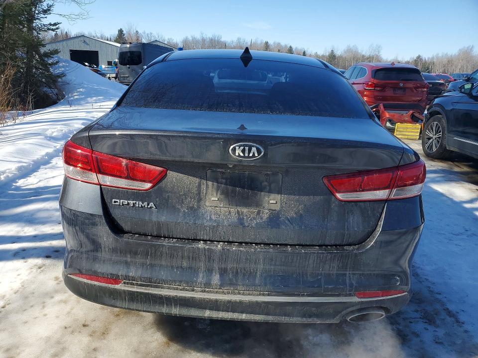 2016 Kia Optima მანქანა იყიდება აუქციონზე, vin: 5XXGT4L32GG080588, აუქციონის ნომერი: 79543385