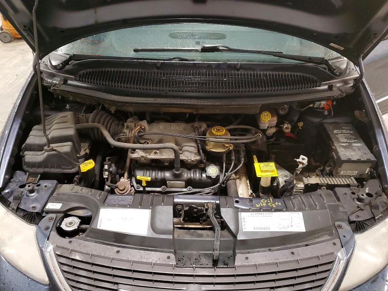Продажа на аукционе авто 2001 Chrysler Town & Country, vin: 2C8GP54L81R250068, номер лота: 47392216