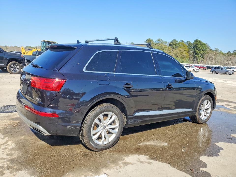 Продажа на аукционе авто 2018 Audi Q7, vin: WA1LAAF70JD000704, номер лота: 46236326