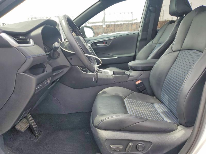 47124366 :رقم المزاد ، 4T3E6RFV8MU044230 vin ، 2021 Toyota Rav4 Hybrid مزاد بيع