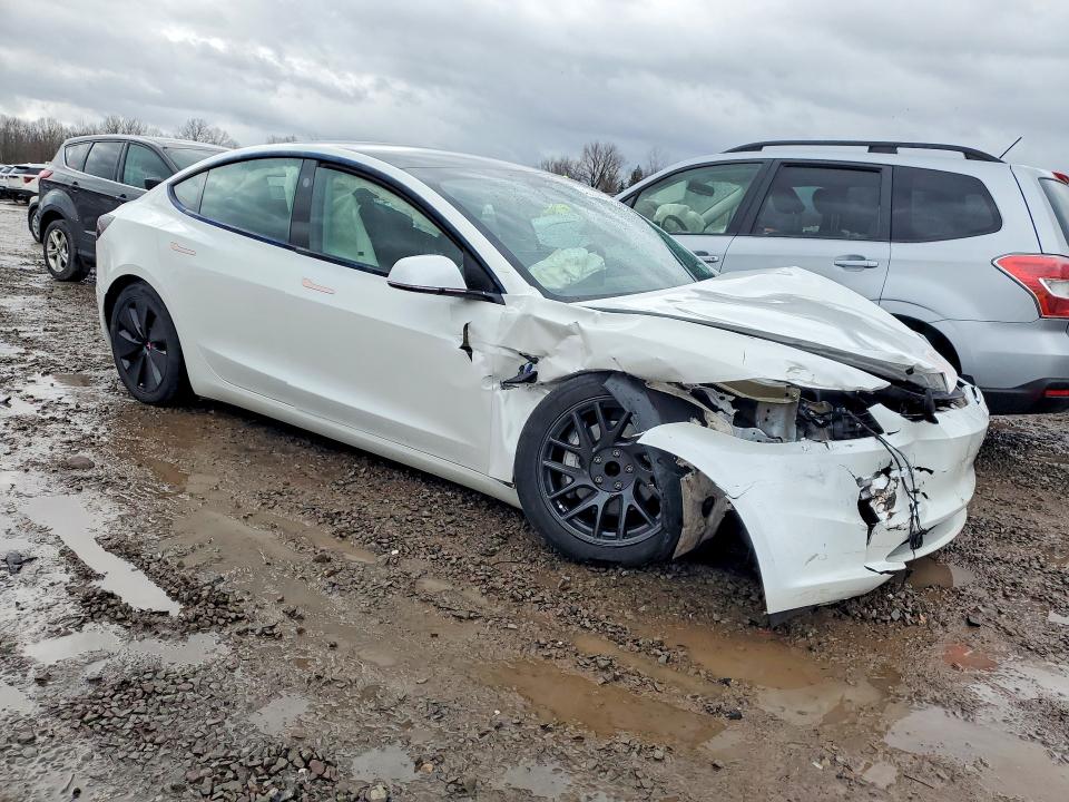 Продаж на аукціоні авто 2024 Tesla Model 3, vin: 5YJ3E1EA4RF746441, номер лоту: 46325906