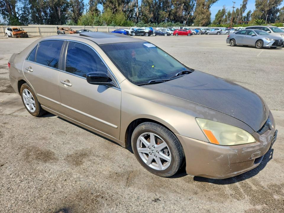 47727256 :رقم المزاد ، 1HGCM66533A071085 vin ، 2003 Honda Accord مزاد بيع