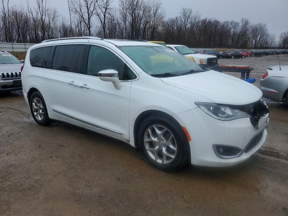 41926106 :رقم المزاد ، 2C4RC1GG0KR605362 vin ، 2019 Chrysler Pacifica مزاد بيع