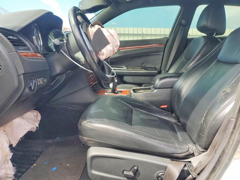 45920046 :رقم المزاد ، 2C3CCAAG5DH572337 vin ، 2013 Chrysler 300 مزاد بيع