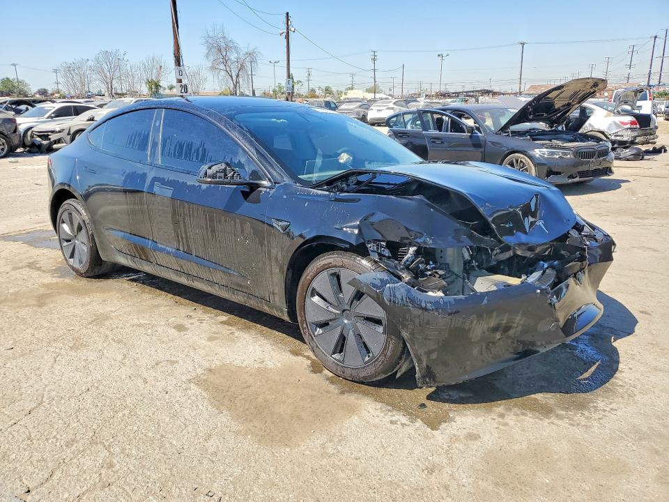 41834666 :رقم المزاد ، 5YJ3E1EA1SF046835 vin ، 2025 Tesla Model 3 مزاد بيع