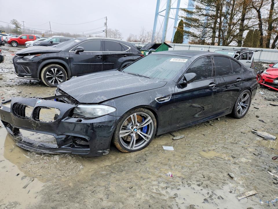 2013 Bmw M5 მანქანა იყიდება აუქციონზე, vin: WBSFV9C50DD095464, აუქციონის ნომერი: 41978726
