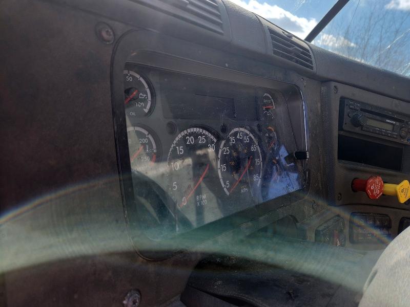 2013 Freightliner Cascadia მანქანა იყიდება აუქციონზე, vin: 3AKJGEDR6DSFG6587, აუქციონის ნომერი: 45461576