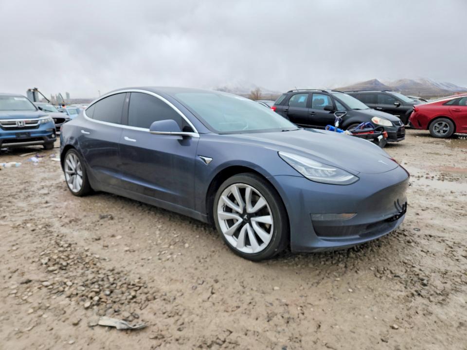 41619266 :رقم المزاد ، 5YJ3E1EA8KF543011 vin ، 2019 Tesla P100 D مزاد بيع