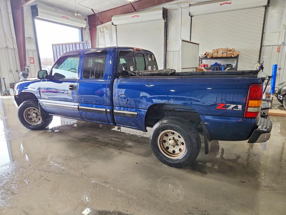 Продаж на аукціоні авто 2000 Chevrolet Silverado, vin: 1GCEK19T6YE388465, номер лоту: 41647506