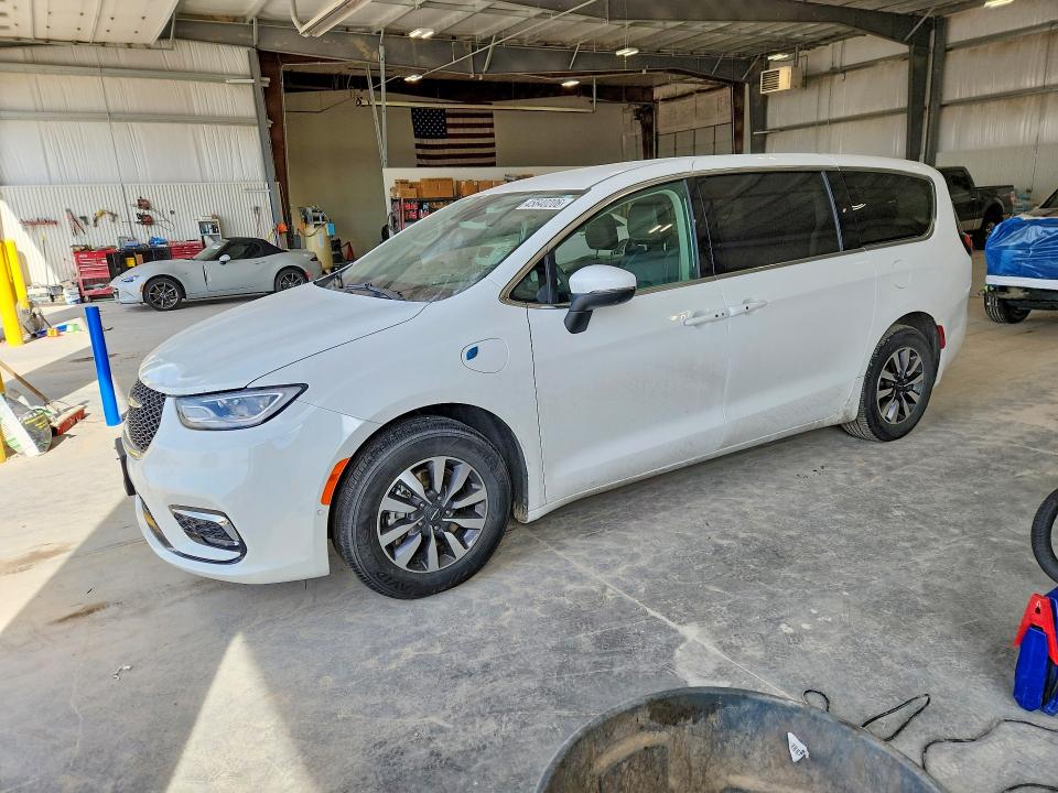 2023 Chrysler Pacifica მანქანა იყიდება აუქციონზე, vin: 2C4RC1L72PR562320, აუქციონის ნომერი: 45640206