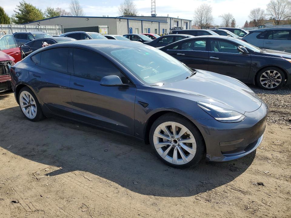 46990576 :رقم المزاد ، 5YJ3E1EA6NF288668 vin ، 2022 Tesla Model 3 مزاد بيع