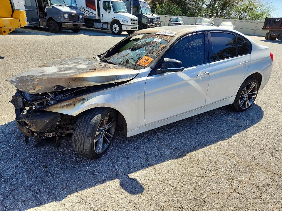 45662186 :رقم المزاد ، WBA8E9G54GNT84367 vin ، 2016 Bmw 328 مزاد بيع