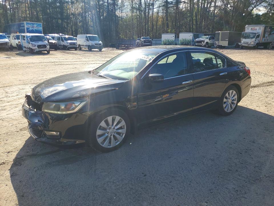 2015 Honda Accord მანქანა იყიდება აუქციონზე, vin: 1HGCR3F86FA020159, აუქციონის ნომერი: 48148476