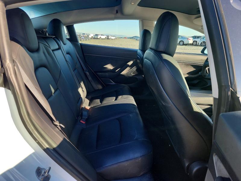 Продажа на аукционе авто 2021 Tesla Model 3, vin: 5YJ3E1EA2MF942807, номер лота: 46314626