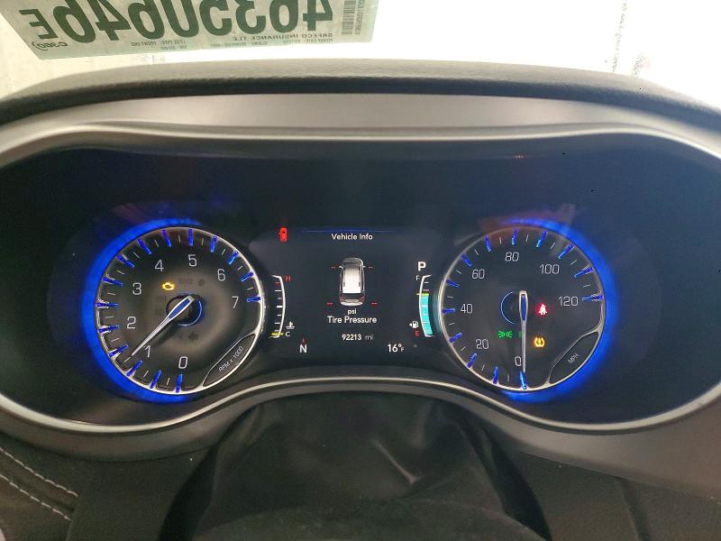 46350646 :رقم المزاد ، 2C4RC1GG2JR333492 vin ، 2018 Chrysler Pacifica مزاد بيع