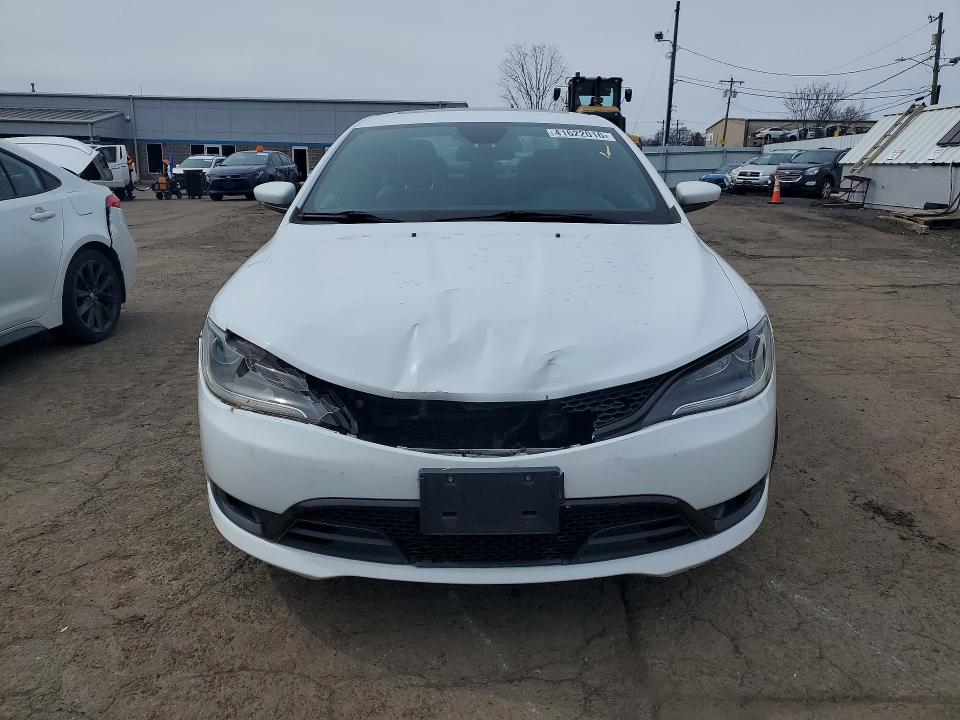 Продажа на аукционе авто 2015 Chrysler 200, vin: 1C3CCCDGXFN543661, номер лота: 41622016