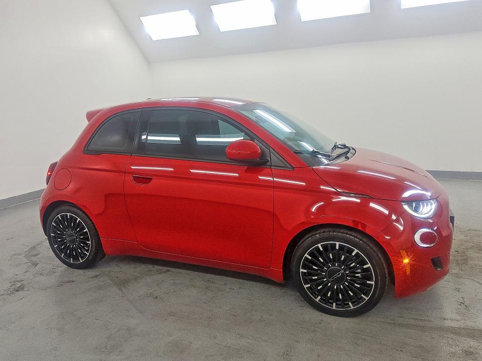 46627956 :رقم المزاد ، ZFAFFAA48RX214326 vin ، 2024 Fiat 500 مزاد بيع