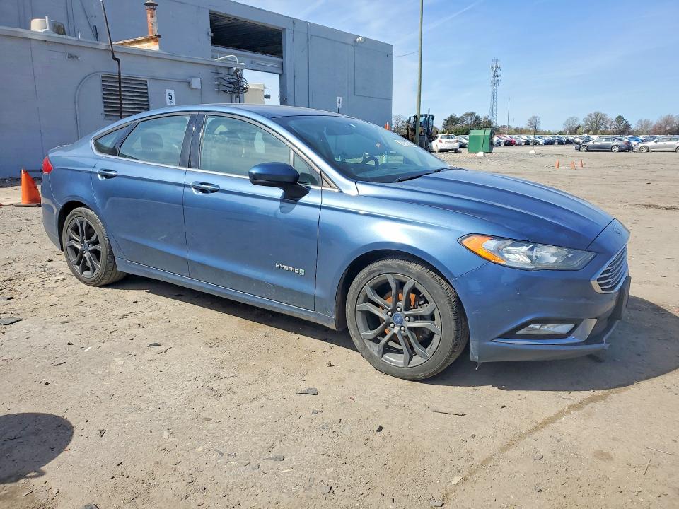 Продажа на аукционе авто 2018 Ford Fusion, vin: 3FA6P0LU2JR137842, номер лота: 47101626