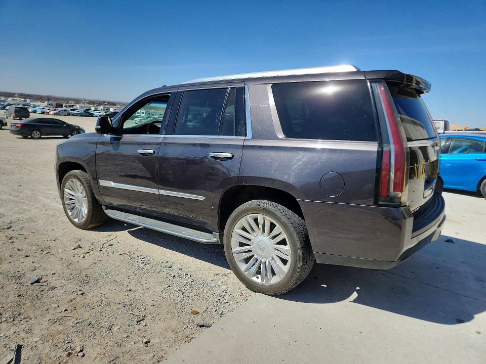Продажа на аукционе авто 2016 Cadillac Escalade, vin: 1GYS4DKJ2GR331804, номер лота: 47629166