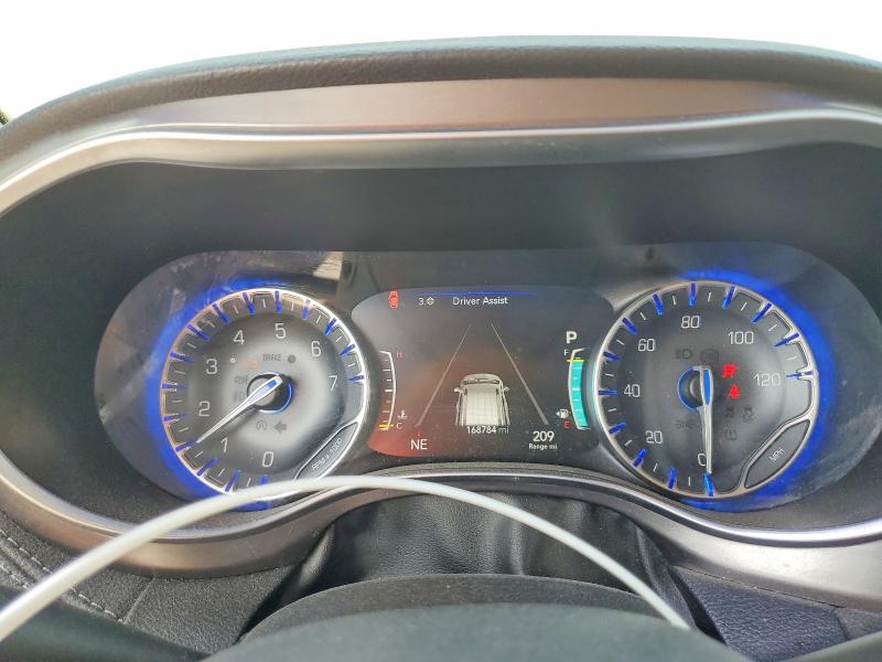 46732196 :رقم المزاد ، 2C4RC1GG9HR744415 vin ، 2017 Chrysler Pacifica مزاد بيع