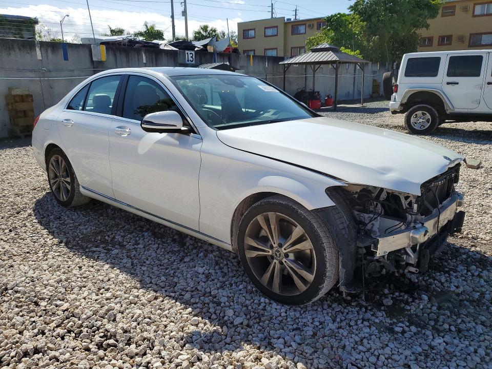 2020 Mercedes-benz C მანქანა იყიდება აუქციონზე, vin: 55SWF8DB4LU324155, აუქციონის ნომერი: 46272396
