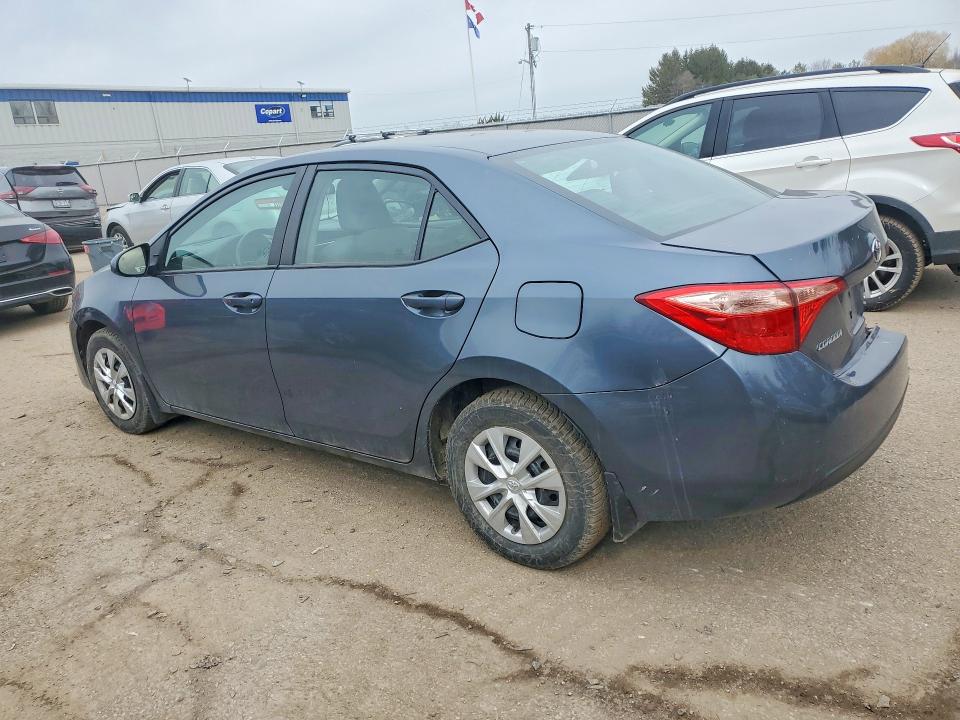 47699066 :رقم المزاد ، 2T1BURHE8JC103174 vin ، 2018 Toyota Corolla مزاد بيع