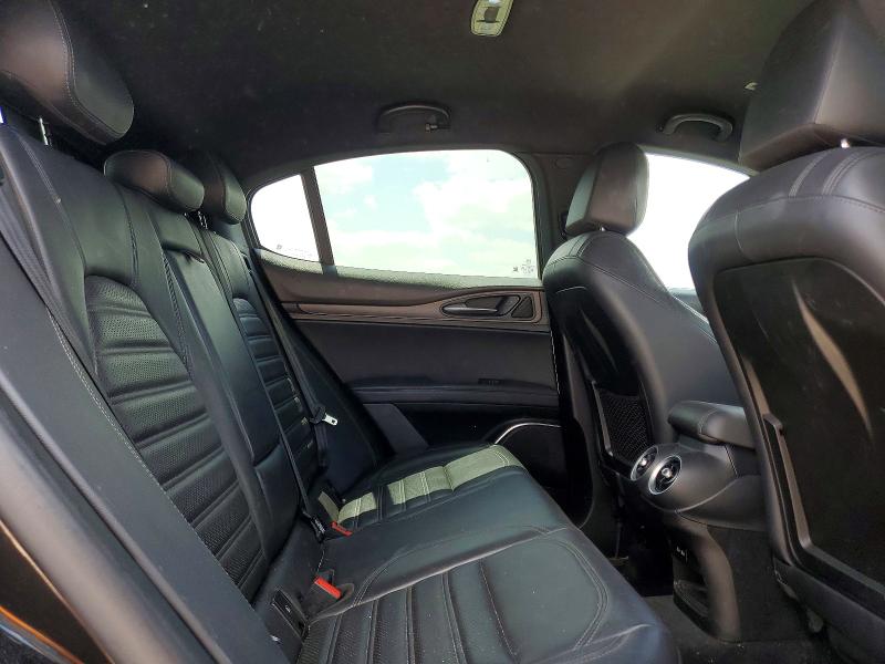 2018 Alfa Romeo Stelvio მანქანა იყიდება აუქციონზე, vin: ZASFAKNN1J7B72951, აუქციონის ნომერი: 47889376