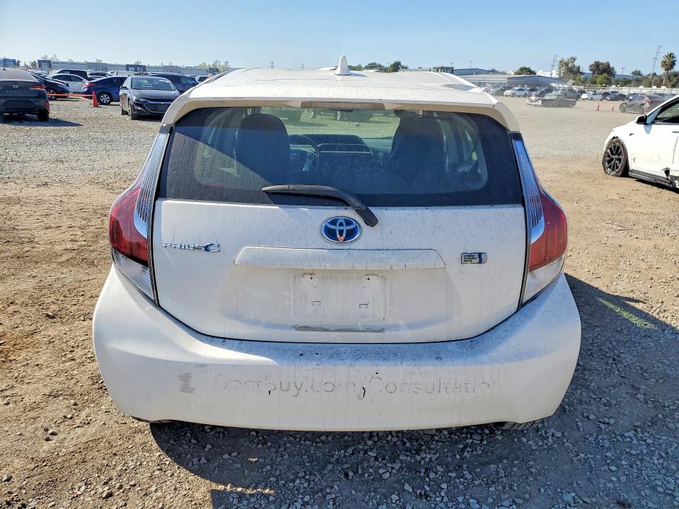 2016 Toyota Prius C მანქანა იყიდება აუქციონზე, vin: JTDKDTB36G1121951, აუქციონის ნომერი: 45568636