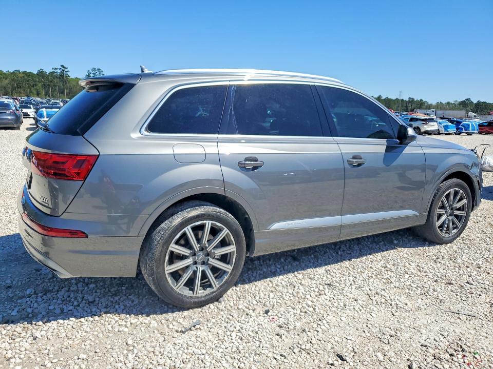 Продаж на аукціоні авто 2017 Audi Q7, vin: WA1LAAF7XHD045577, номер лоту: 45741206