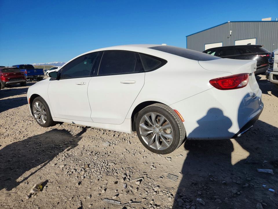 2015 Chrysler 200 მანქანა იყიდება აუქციონზე, vin: 1C3CCCBBXFN725058, აუქციონის ნომერი: 46710856