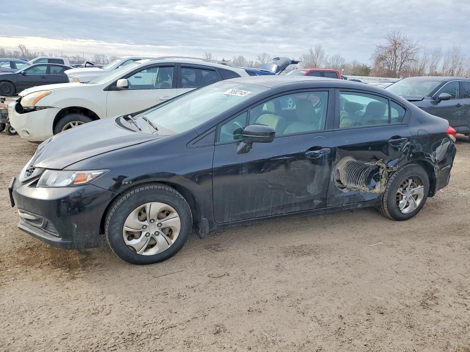 79582145 :رقم المزاد ، 2HGFB2F43FH044378 vin ، 2015 Honda Civic Lx 4dr مزاد بيع