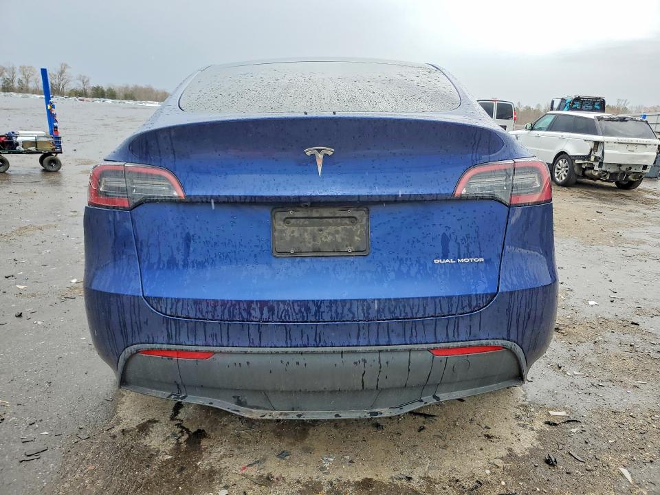Продаж на аукціоні авто 2024 Tesla Model Y, vin: 7SAYGDEE8RA229910, номер лоту: 47823046