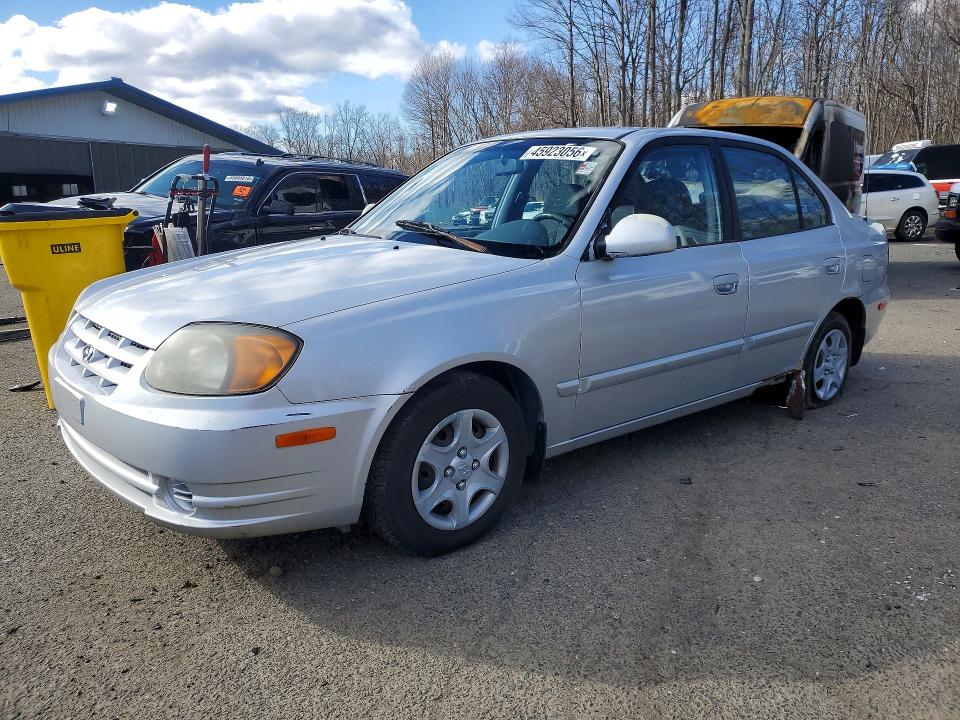 Auction sale of the 2005 Hyundai Accent, vin: KMHCG45CX5U598645, lot number: 45923056