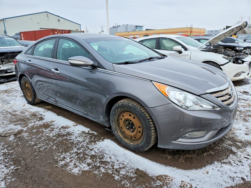 46269676 :رقم المزاد ، 5NPEC4AC7DH618406 vin ، 2013 Hyundai Sonata مزاد بيع