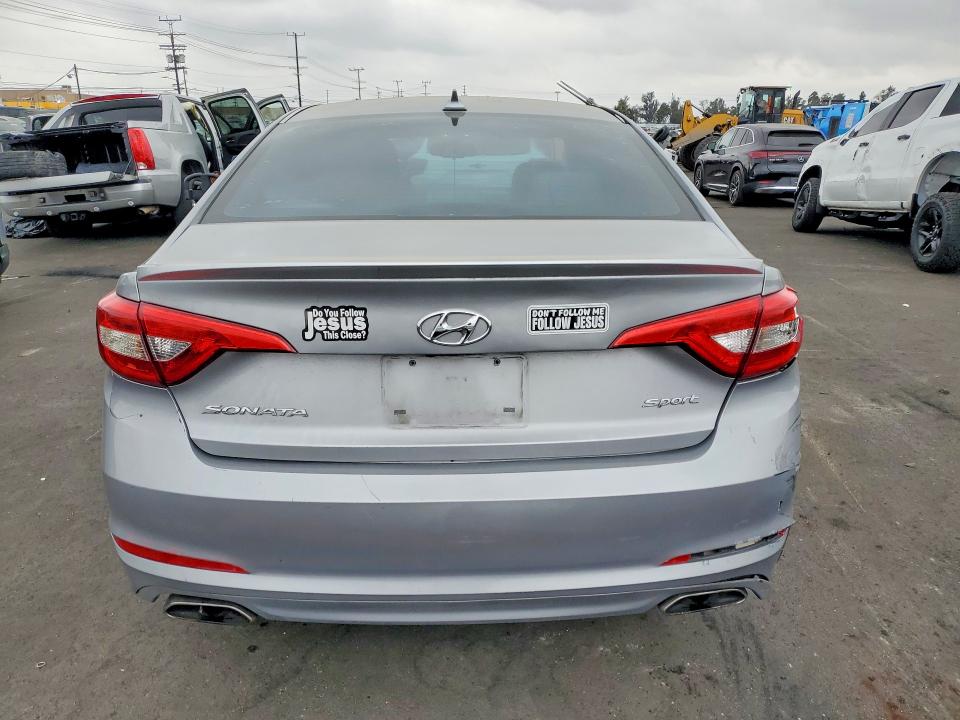 48274106 :رقم المزاد ، 5NPE34AF5FH055501 vin ، 2015 Hyundai Sonata مزاد بيع