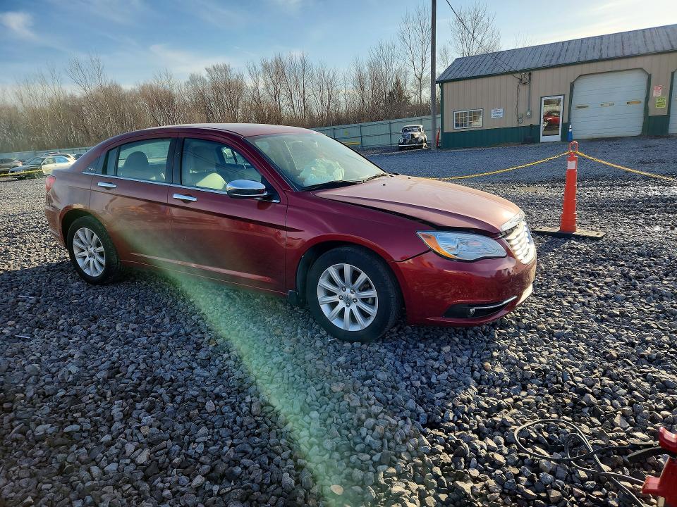 47240086 :رقم المزاد ، 1C3CCBCG5DN524525 vin ، 2013 Chrysler 200 مزاد بيع