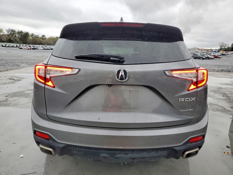 46056626 :رقم المزاد ، 5J8TC2H72NL008139 vin ، 2022 Acura Rdx مزاد بيع