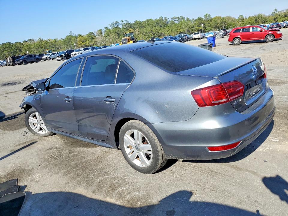 46173046 :رقم المزاد ، 3VW637AJ0EM230673 vin ، 2014 Volkswagen Jetta مزاد بيع