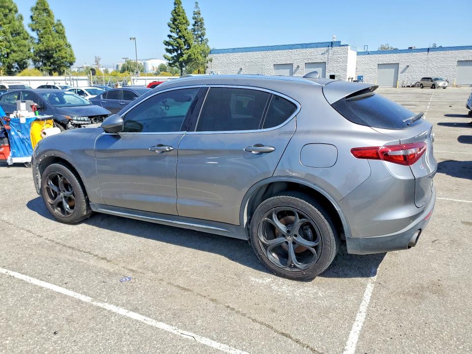 Aukcja sprzedaży 2018 Alfa Romeo Stelvio, vin: ZASFAKBN3J7B59865, numer aukcji: 42016646