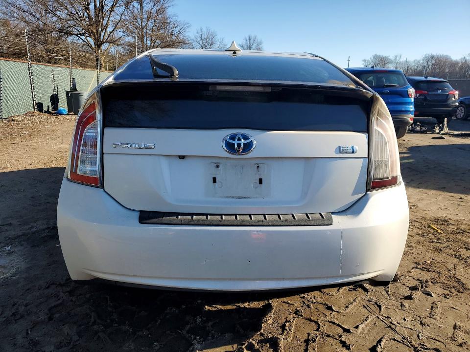 41717206 :رقم المزاد ، JTDKN3DU0F1872805 vin ، 2015 Toyota Prius مزاد بيع