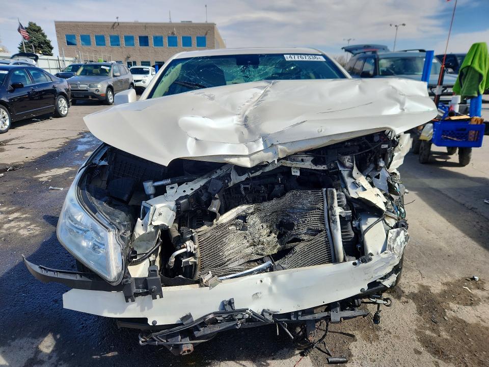 47767336 :رقم المزاد ، 1G4GE5E38CF277931 vin ، 2012 Buick Lacrosse مزاد بيع