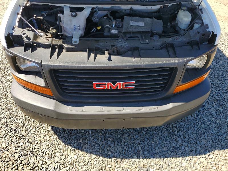 49343626 :رقم المزاد ، 1GTW7BFF1H1323363 vin ، 2017 Gmc Savana مزاد بيع