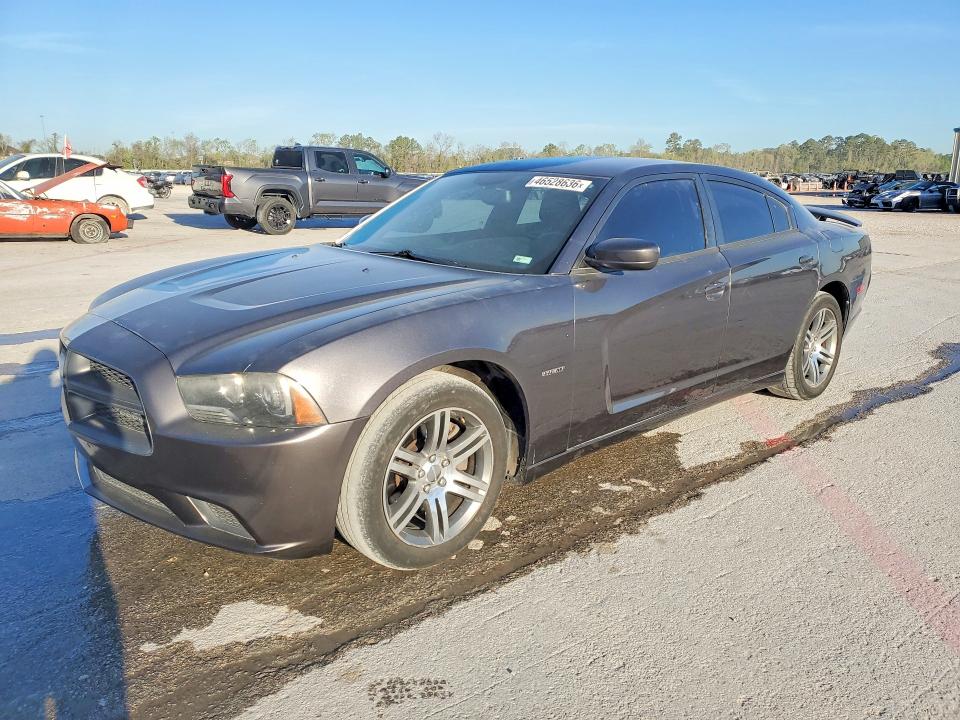 2013 Dodge Charger მანქანა იყიდება აუქციონზე, vin: 2C3CDXCT3DH715831, აუქციონის ნომერი: 46528636